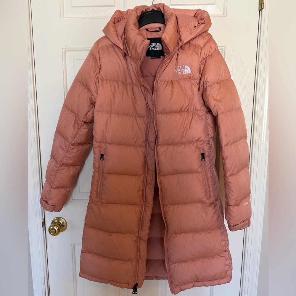 The North Face Metropolis Parka Women’s Size S Rose Dawn Down Puffer Jacket